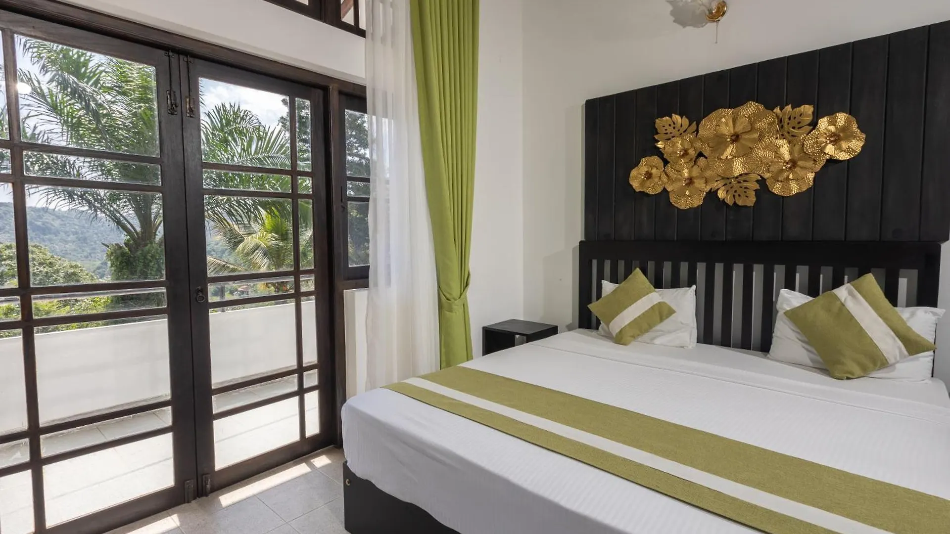 Indra Manel Family Holiday Resort Kandy 0*,
